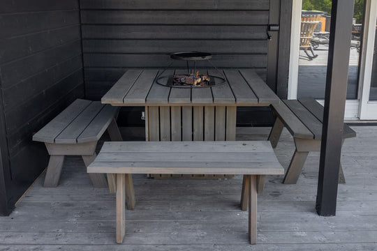 Cubastolen Grillbord med 4 benker